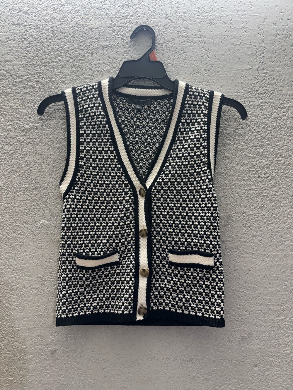 Ann Taylor Black & White V-Neck Knit Button-Front Vest